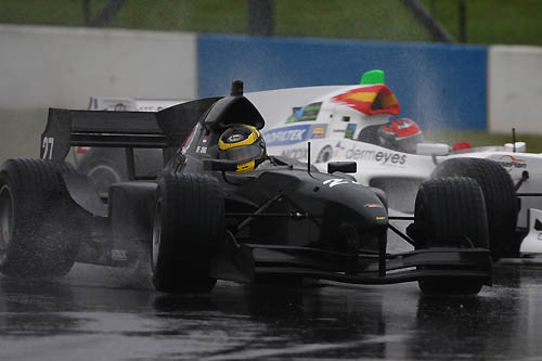 Sterk Nederlands debuut in AutoGP
